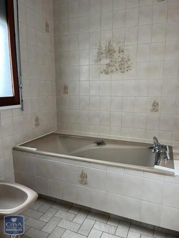 Maison à louer 6 pièces 128m²