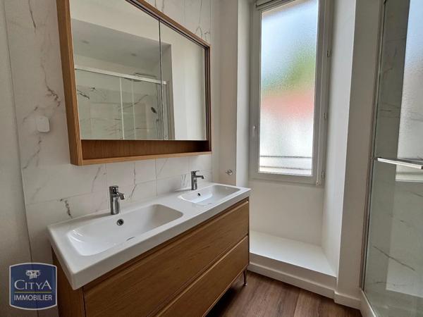 Appartement à louer 5 pièces 133.82m² Château-Thierry (02400)