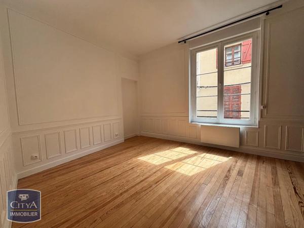 Appartement à louer 5 pièces 133.82m² Château-Thierry (02400)