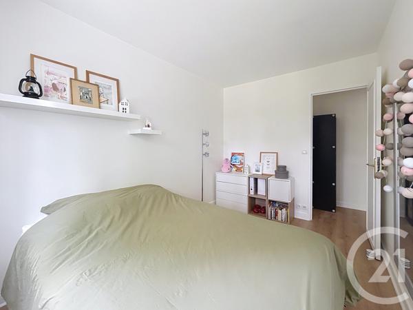 Appartement F4 à vendre  4 pièces - 78,29 m2 DEUIL LA BARRE - 95
