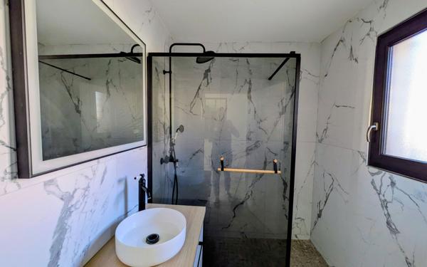 Maison à vendre    5 pièces •  Montfavet - Avignon