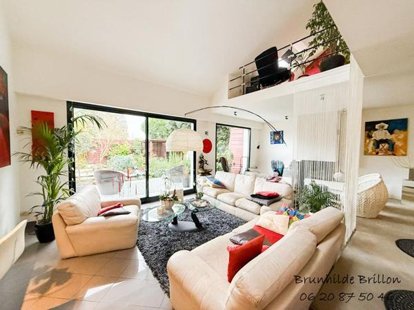 Maison 205M²,  4 à 6 chambres, semi plain-pied possible