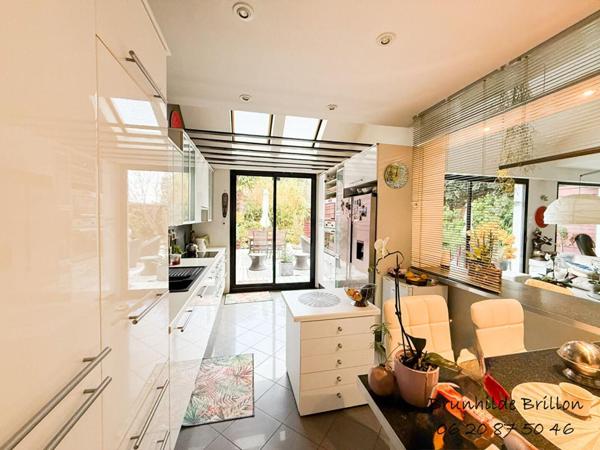 Maison 205M²,  4 à 6 chambres, semi plain-pied possible