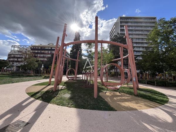 Appartement avec balcon, parking sécurisé, quartier des Salins