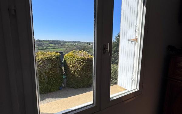 Maison à vendre    4 pièces • 103,83 m2 Rostrenen