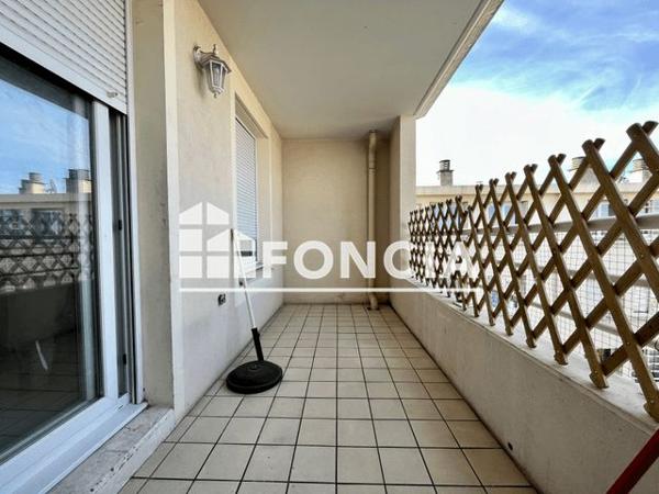 Location Appartement 4 pièces 82.5 m² - 12 A 20 RUE JEANNE D'ARC Lyon 69003