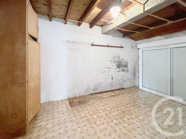 Maison à vendre  6 pièces - 92,80 m 2   ANGOULEME  - 16