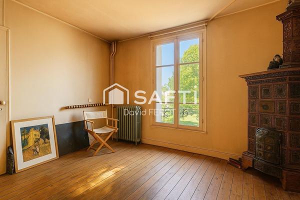 Grande maison familiale avec jardin arboré à Alfortville