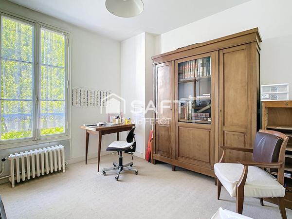 Grande maison familiale avec jardin arboré à Alfortville