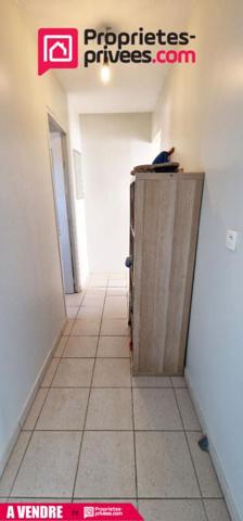 Maison 3 pièces - 2 chambres  - 71 m²  - véranda -  garage - dépendance  sur terrain de 1276 m²