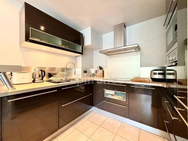 Triplex 4 pièces + Garage FREJUS (83)