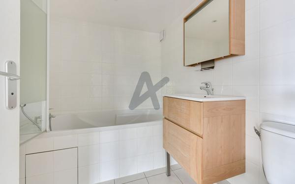 Duplex loft de caractère - 139 m² - Studio indépendant · Rez-de-jardin