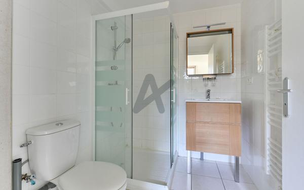 Duplex loft de caractère - 139 m² - Studio indépendant · Rez-de-jardin