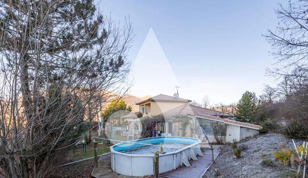 Maison 5 pièces 168.21 m2