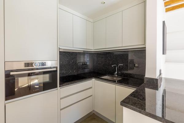 Vente Appartement de luxe Paris 7 2 Pièces 62.7 m²