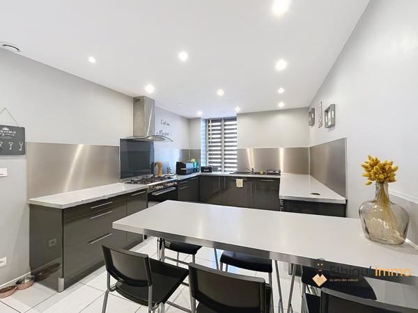 Maison familiale 146 m² – 4 chambres – Jardin, garage et dépendance aménageable