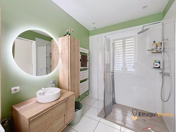 Maison familiale 146 m² – 4 chambres – Jardin, garage et dépendance aménageable