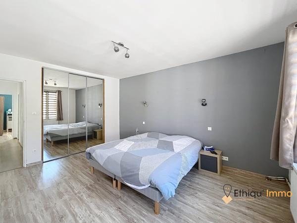 Maison familiale 146 m² – 4 chambres – Jardin, garage et dépendance aménageable
