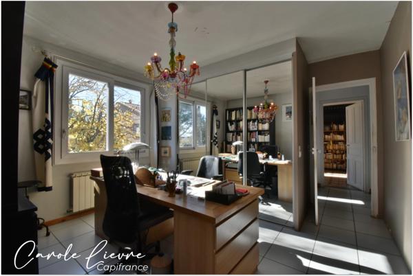 Maison 192 m² habitable - grand jardin - piscine - appartement indépendant