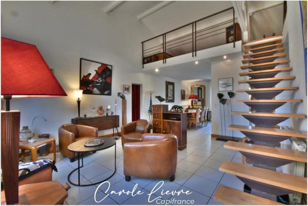 Maison 192 m² habitable - grand jardin - piscine - appartement indépendant