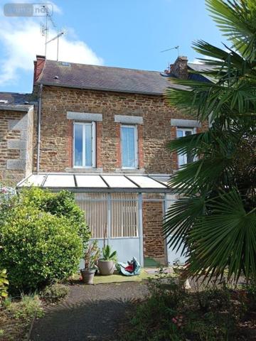 Maison à vendre à Saint-Hilaire-du-Harcouët dans la Manche (50600), ref : 50079-328