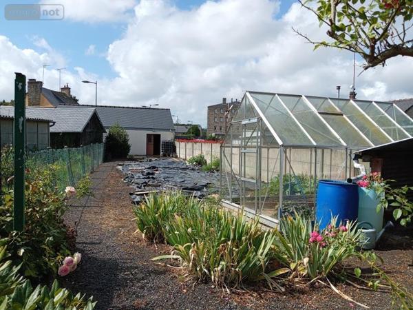 Maison à vendre à Saint-Hilaire-du-Harcouët dans la Manche (50600), ref : 50079-328