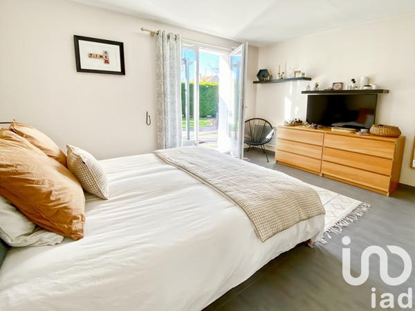 Maison 7 pièces de 124 m² à Marolles-en-Brie (94440)