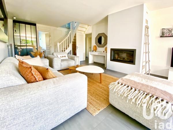 Maison 7 pièces de 124 m² à Marolles-en-Brie (94440)