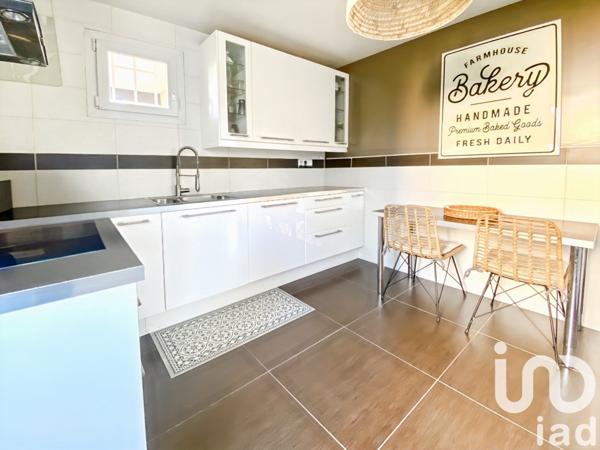 Maison 7 pièces de 124 m² à Marolles-en-Brie (94440)