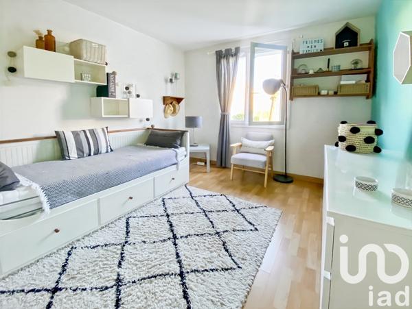 Maison 7 pièces de 124 m² à Marolles-en-Brie (94440)