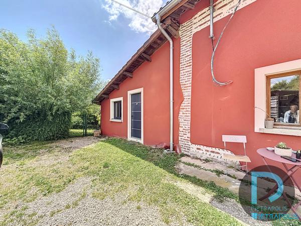 Ferme de 187m² avec 5 chambres, piscine, nombreuses dépendances (141m²) - Parc de 9040m²