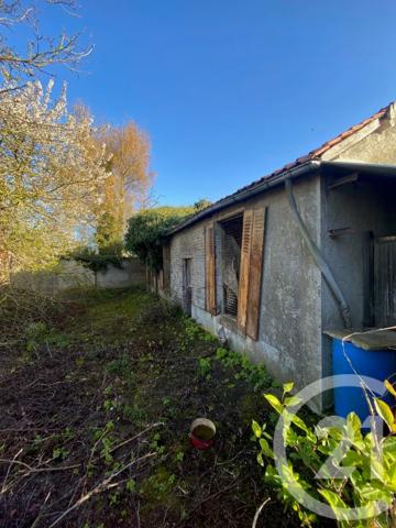 Maison à vendre  3 pièces - 73 m 2   ST QUENTIN  - 02