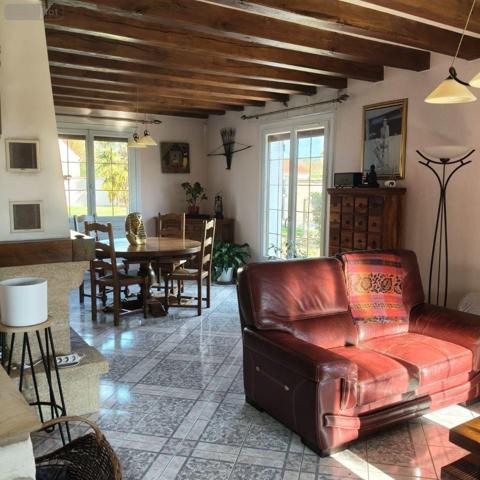 Maison individuelle à vendre à Creney-près-Troyes dans l'Aube (10150), ref : 1036102/5756   
ARGENTOLLES