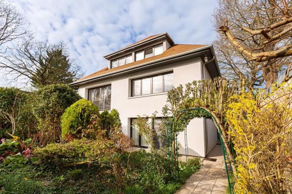 Vente Maison de luxe La Celle-Saint-Cloud 10 Pièces 340 m²