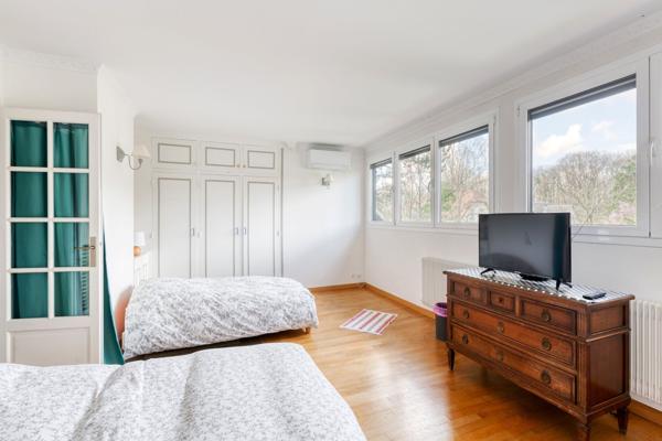 Vente Maison de luxe La Celle-Saint-Cloud 10 Pièces 340 m²