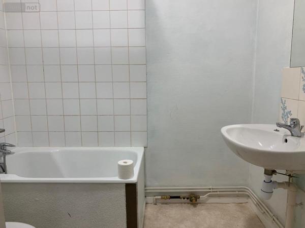 Appartement à louer à Bourg-en-Bresse dans l'Ain (01000), ref : 01065-L385