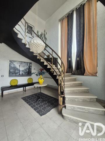 Maison à vendre 11 pièces 303 m² Saint-Dizier