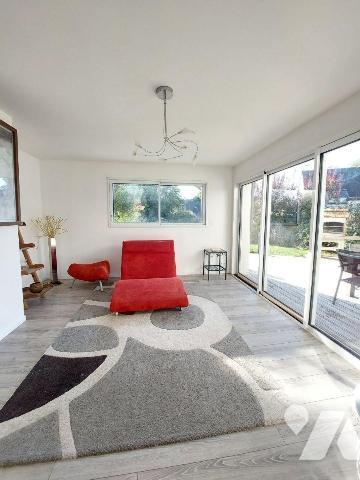 A VENDRE - GEVEZE (35) Maison de 180 m² + double garage + cave + jardin clos. A l'Ouest de la c...