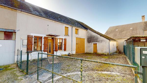 Ancien corps de ferme Bourges 2 pièces 42 m2