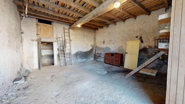 Ancien corps de ferme Bourges 2 pièces 42 m2