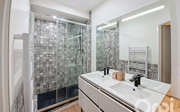 Appartement à vendre    3 pièces • 48 m2 Nancy