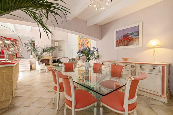 Villa, 5 chambres, vue mer au calme, quartier Clos des Plages–Peymian