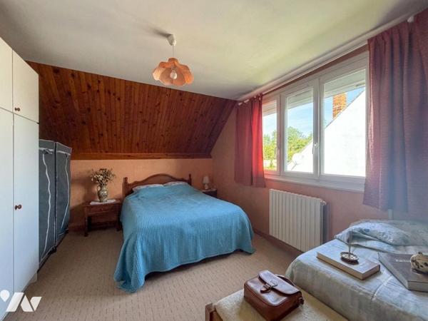 Maison située dans un quartier recherché de Soissons, offrant 140,06 m² habitables dans un environ