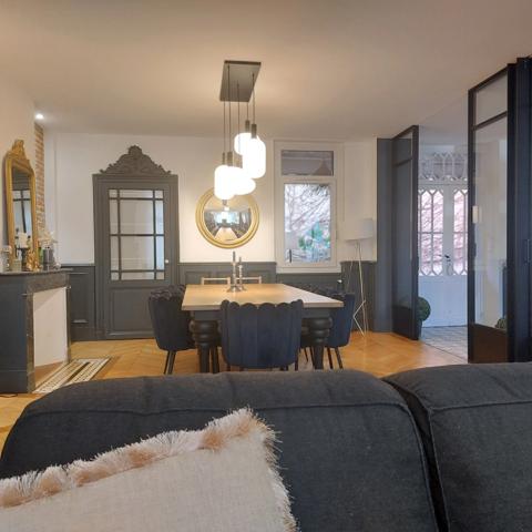 Toulousaine à vendre 6 pièces MONTAUBAN (82) d'environ 300m² habitable, belles prestations, possibilité bureau indépendant avec jardin, parking intérieur.