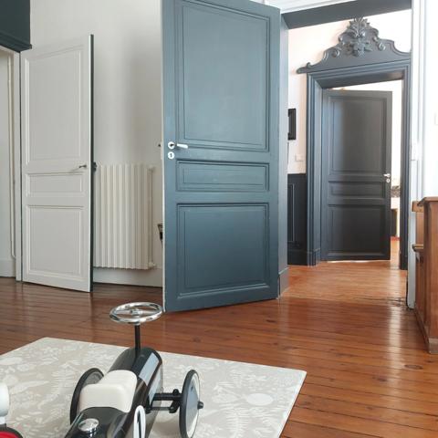 Toulousaine à vendre 6 pièces MONTAUBAN (82) d'environ 300m² habitable, belles prestations, possibilité bureau indépendant avec jardin, parking intérieur.