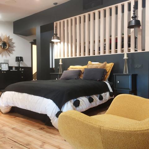 Toulousaine à vendre 6 pièces MONTAUBAN (82) d'environ 300m² habitable, belles prestations, possibilité bureau indépendant avec jardin, parking intérieur.