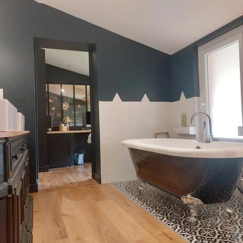 Toulousaine à vendre 6 pièces MONTAUBAN (82) d'environ 300m² habitable, belles prestations, possibilité bureau indépendant avec jardin, parking intérieur.