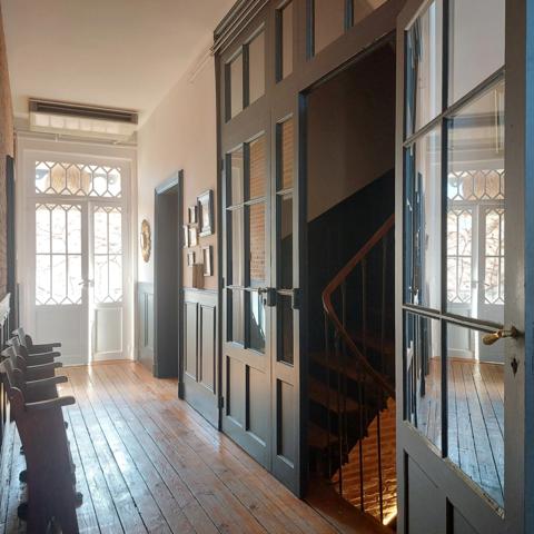 Toulousaine à vendre 6 pièces MONTAUBAN (82) d'environ 300m² habitable, belles prestations, possibilité bureau indépendant avec jardin, parking intérieur.