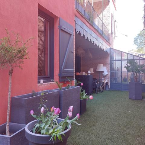 Toulousaine à vendre 6 pièces MONTAUBAN (82) d'environ 300m² habitable, belles prestations, possibilité bureau indépendant avec jardin, parking intérieur.