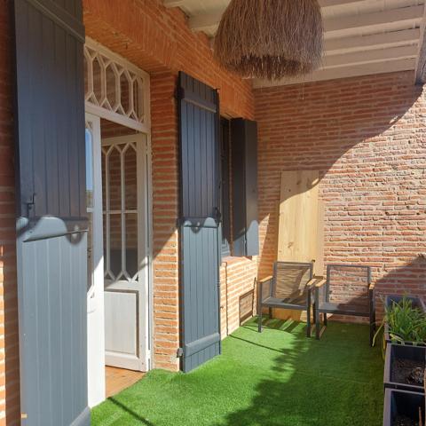 Toulousaine à vendre 6 pièces MONTAUBAN (82) d'environ 300m² habitable, belles prestations, possibilité bureau indépendant avec jardin, parking intérieur.